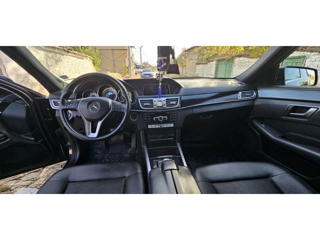 Mercedes-Benz E 220, 2015 г., 22000 км, 2 к.с. - автомобили, коли, обяви за нови и употребявани 5