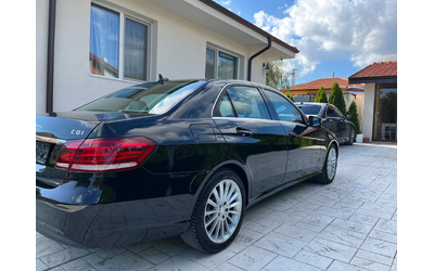 mercedes-benz-e-220 - 3