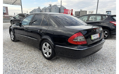 mercedes-benz-e-220 - 2
