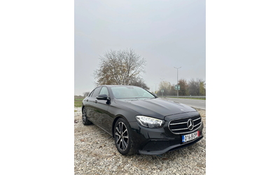 mercedes-benz-e-220 - 1