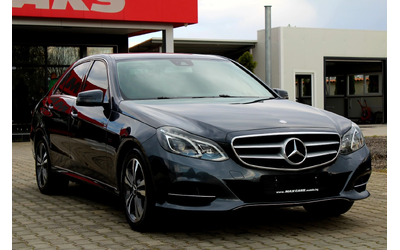 mercedes-benz-e-220 - 1