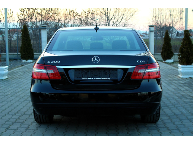 Mercedes-Benz E 220 CDI 7G TRONIC - автомобили, коли, обяви за нови и употребявани 5