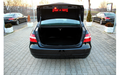 Mercedes-Benz E 220 CDI 7G TRONIC - автомобили, коли, обяви за нови и употребявани 8
