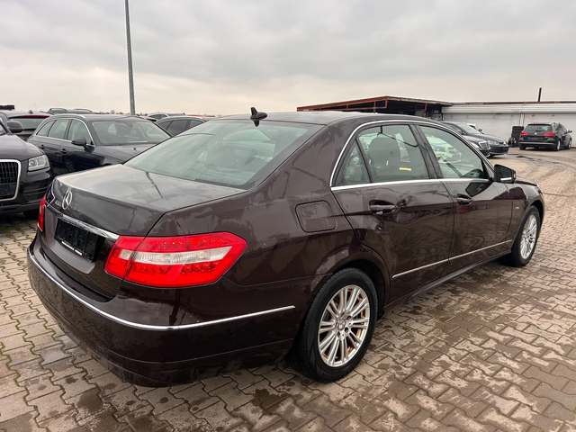 Mercedes-Benz E 220 CDI AVTOMAT/NAVI EURO 5 - автомобили, коли, обяви за нови и употребявани 5
