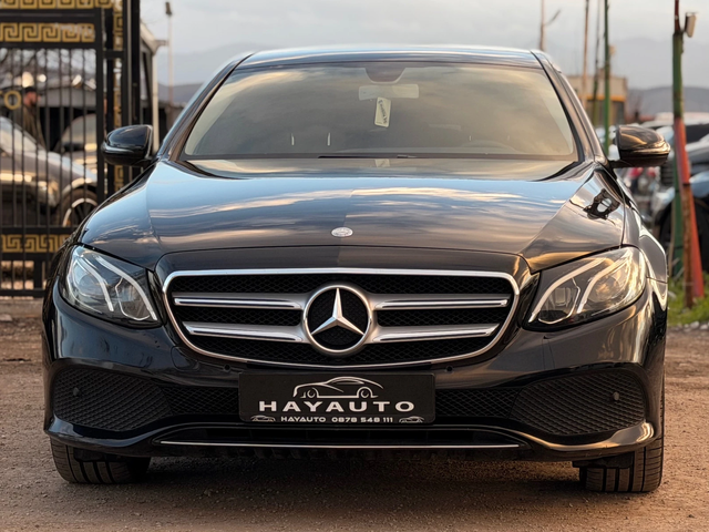 Mercedes-Benz E 220 d= Sport= 9G-tronic= LED= Ambient= Camera= - автомобили, коли, обяви за нови и употребявани 0