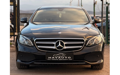 mercedes-benz-e-220 - 1