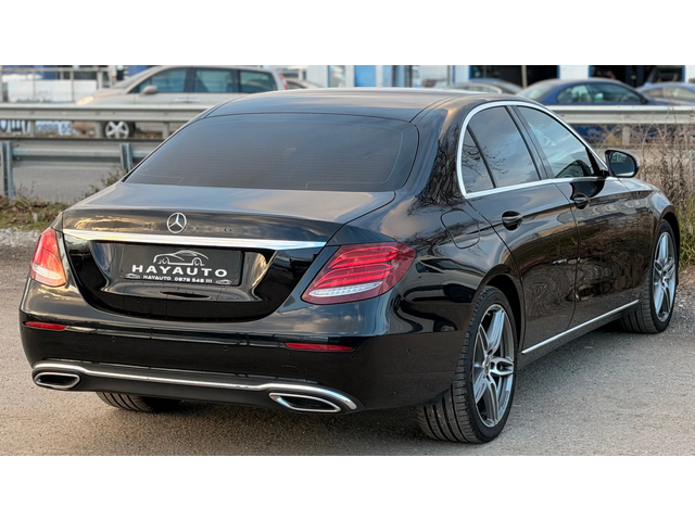 Mercedes-Benz E 220 d= Sport= 9G-tronic= LED= Ambient= Camera= - автомобили, коли, обяви за нови и употребявани 4