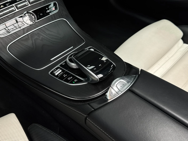 Mercedes-Benz E 220 d AMG-Line Cabrio* Burmester* Обдухване* Camera - автомобили, коли, обяви за нови и употребявани 13