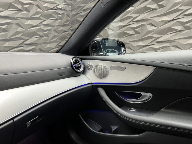 Mercedes-Benz E 220 d AMG 4Matic Burmester Camera - автомобили, коли, обяви за нови и употребявани 10