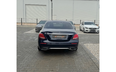 mercedes-benz-e-220 - 4