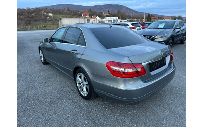 mercedes-benz-e-220 - 5