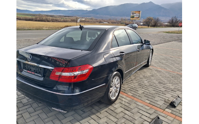 mercedes-benz-e-220 - 3