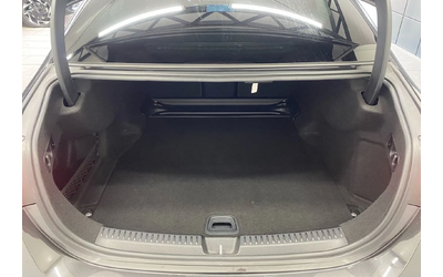 Mercedes-Benz E 220 d AMG Line - автомобили, коли, обяви за нови и употребявани 11