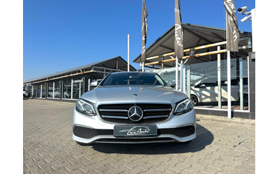 mercedes-benz-e-220 - 2