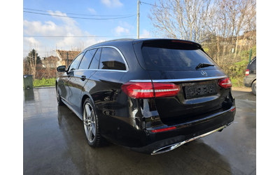 mercedes-benz-e-220 - 2