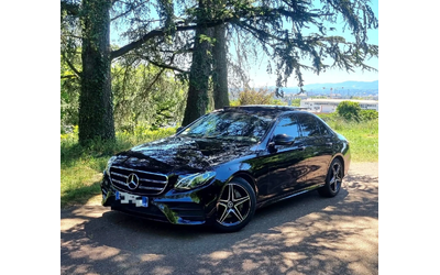 mercedes-benz-e-220 - 1