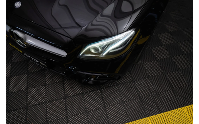 mercedes-benz-e-220 - 1