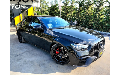 mercedes-benz-e-220 - 1