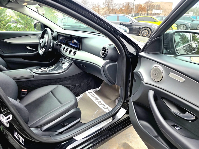 Mercedes-Benz E 220 D FULL AMG PACK FACELIFT BURMEISTER ЛИЗИНГ 100% - автомобили, коли, обяви за нови и употребявани 13