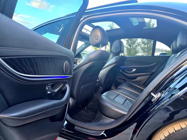 Mercedes-Benz E 220 D FULL AMG LINE ПАНОРАМА TOP ЛИЗИНГ 100% - автомобили, коли, обяви за нови и употребявани 15