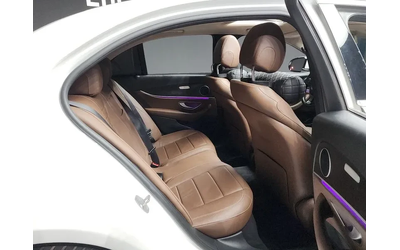 Mercedes-Benz E 220 Avantgarde - автомобили, коли, обяви за нови и употребявани 11