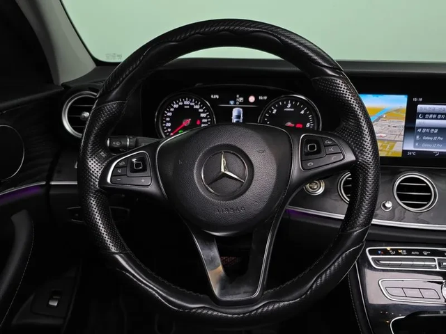 Mercedes-Benz E 220 Avantgarde - автомобили, коли, обяви за нови и употребявани 12