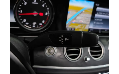 Mercedes-Benz E 220 Avantgarde - автомобили, коли, обяви за нови и употребявани 8