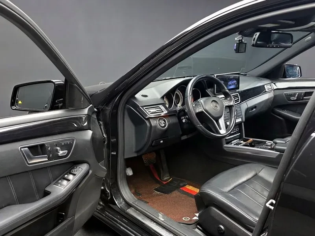 Mercedes-Benz E 220 Avantgarde - автомобили, коли, обяви за нови и употребявани 9