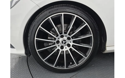 mercedes-benz-e-220 - 4