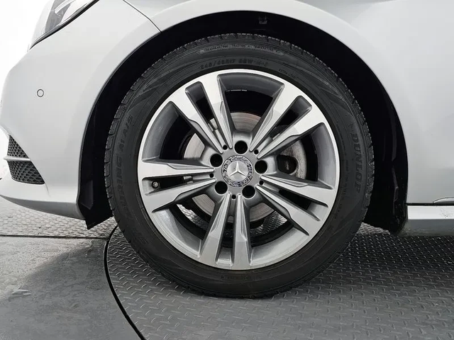 Mercedes-Benz E 220 Bluetech Avantgarde - автомобили, коли, обяви за нови и употребявани 4