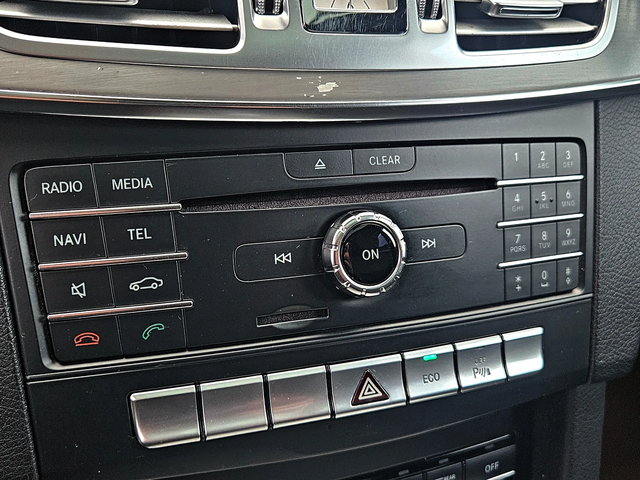 Mercedes-Benz E 220 AMG/9G TRONIC/FACE/GERMANY/CAMERA/FULL LED/LIZING - автомобили, коли, обяви за нови и употребявани 11