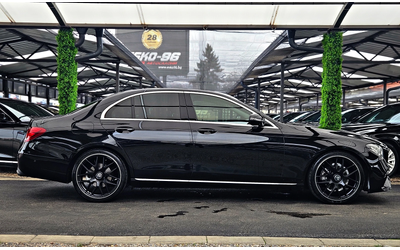 mercedes-benz-e-220 - 3
