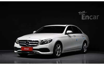 mercedes-benz-e-220 - 0