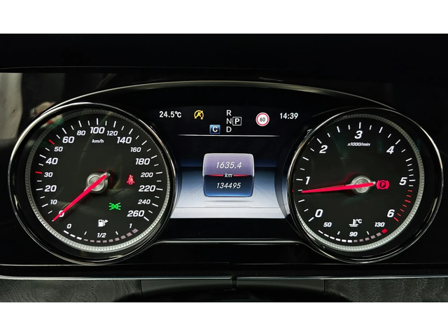 Mercedes-Benz E 220 E-Class W213 E220D Avantgarde - автомобили, коли, обяви за нови и употребявани 6