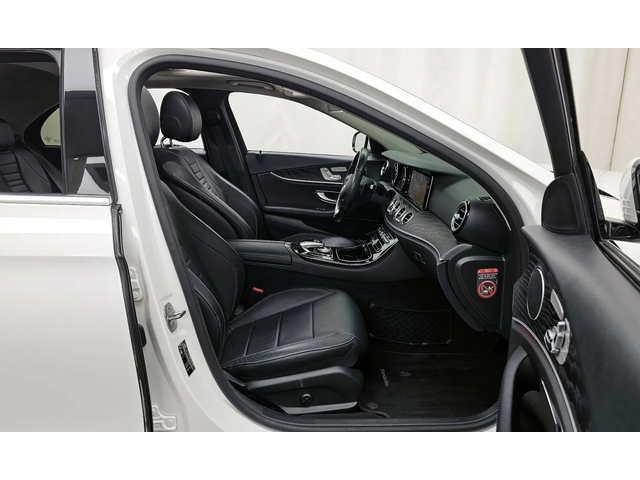 Mercedes-Benz E 220 E-Class W213 E220D Avantgarde - автомобили, коли, обяви за нови и употребявани 8