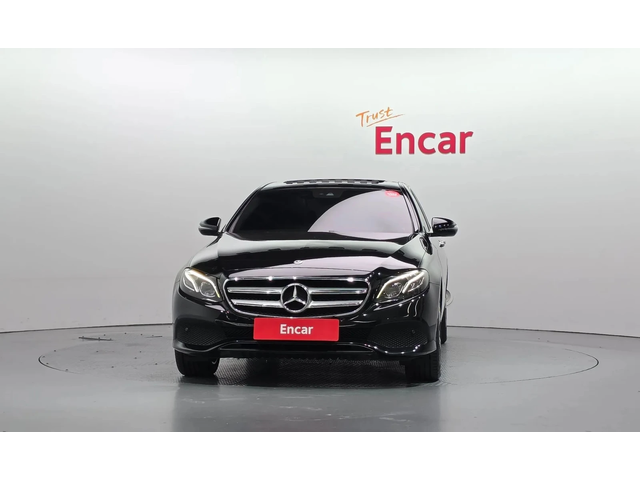 Mercedes-Benz E 220 W213 E220D - автомобили, коли, обяви за нови и употребявани 2