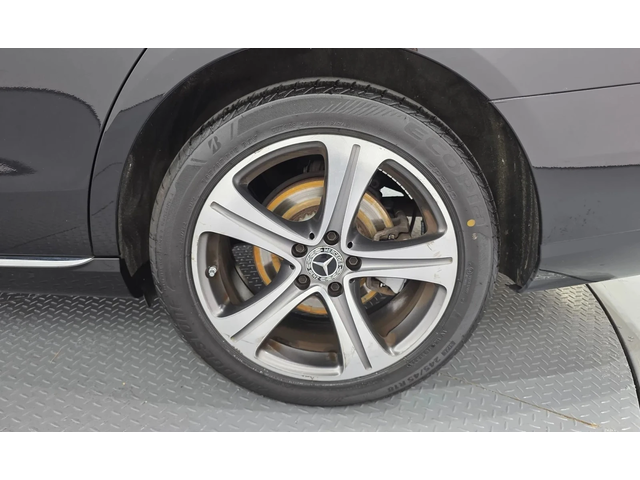 Mercedes-Benz E 220 W213 E220D - автомобили, коли, обяви за нови и употребявани 4