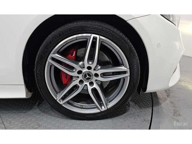 Mercedes-Benz E 220 AMG* HEAD-UP* ПАНОРАМА* ПОДГРЕВ* КАМЕРА* DIGITAL - автомобили, коли, обяви за нови и употребявани 4