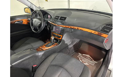 Mercedes-Benz E 220 AUTO - автомобили, коли, обяви за нови и употребявани 7
