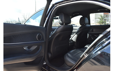 Mercedes-Benz E 220 AMG-LINE* FULL-LED - автомобили, коли, обяви за нови и употребявани 11