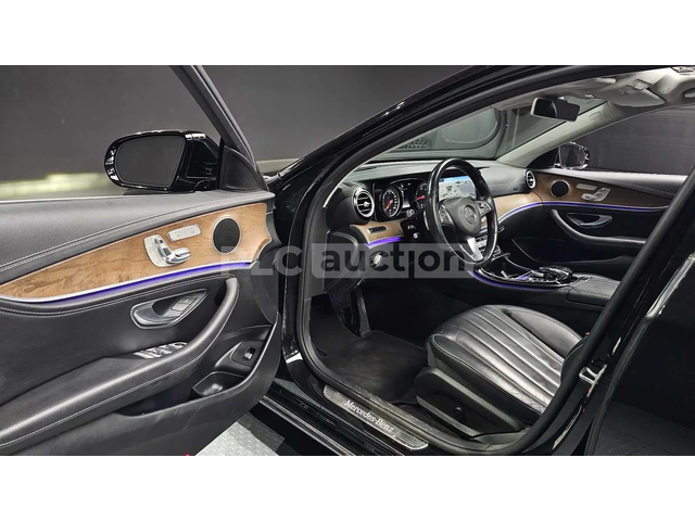 Mercedes-Benz E 220 d 4MATIC* DISTRONIC* ПОДГРЕВИ* - автомобили, коли, обяви за нови и употребявани 7