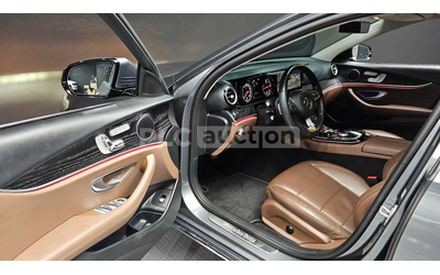 Mercedes-Benz E 220 ПОДГРЕВИ * ПАНО * HEAD-UP * KEYLESS - автомобили, коли, обяви за нови и употребявани 10