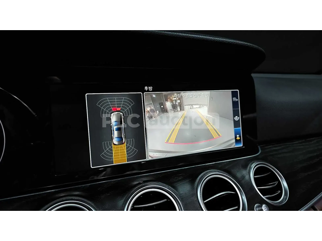 Mercedes-Benz E 220 ПОДГРЕВИ * ПАНО * HEAD-UP * KEYLESS - автомобили, коли, обяви за нови и употребявани 13