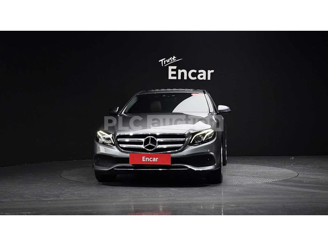 Mercedes-Benz E 220 ПОДГРЕВИ * ПАНО * HEAD-UP * KEYLESS - автомобили, коли, обяви за нови и употребявани 2