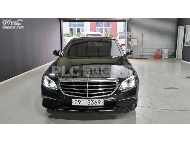 Mercedes-Benz E 220 ПОДГРЕВИ * ПАНО * АВТОКРЕДИТ БЕЗ ПЪРВОНАЧАЛНА * - автомобили, коли, обяви за нови и употребявани 2