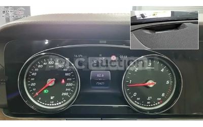 mercedes-benz-e-220 - 4