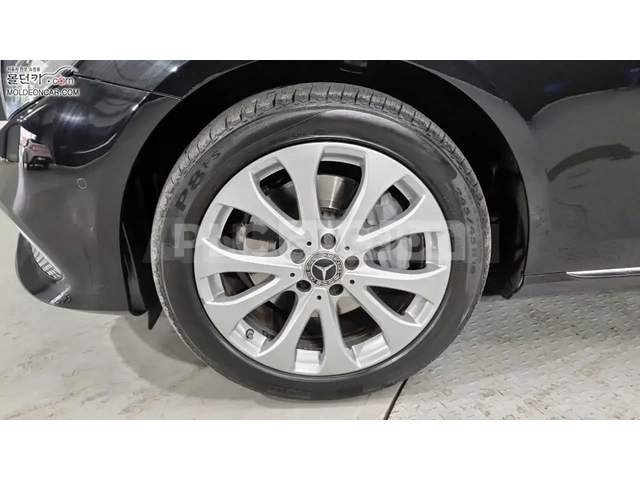 Mercedes-Benz E 220 ПОДГРЕВИ * ПАНО * АВТОКРЕДИТ БЕЗ ПЪРВОНАЧАЛНА * - автомобили, коли, обяви за нови и употребявани 5