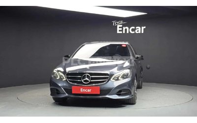 mercedes-benz-e-220 - 1
