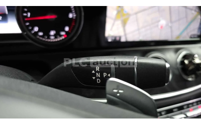 Mercedes-Benz E 220 d* DISTRONIC* ПОДГРЕВИ* ПАНОРАМА* АВТОКРЕДИТ - автомобили, коли, обяви за нови и употребявани 11