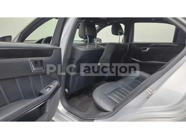 Mercedes-Benz E 220 * АВТОКРЕДИТ БЕЗ ПЪРВОНАЧАЛНА * НА ЗАДНО * - автомобили, коли, обяви за нови и употребявани 11